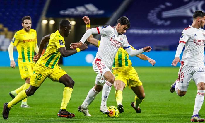 soi kèo Nantes vs Lyon